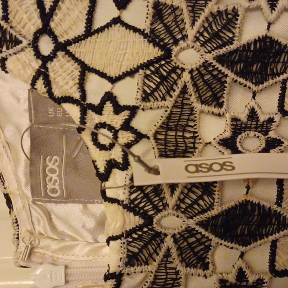 ASOS dress black/white Size 8